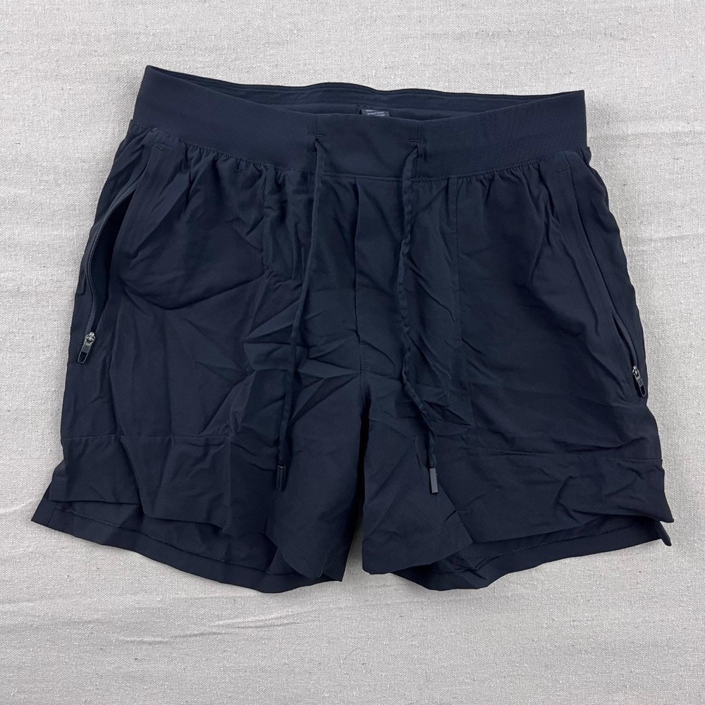 Lululemon Lab LT / 98 Shorts Mens Small Black Recycled Nylon Stretch Running